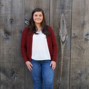 Meet your Posher, Olivia!